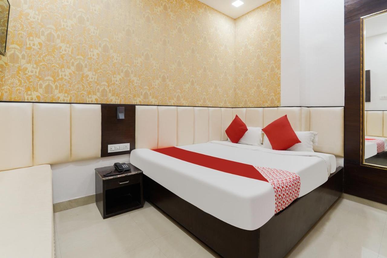 Oyo 48489 Adarsh Plaza Hotel Saharanpur Exterior foto