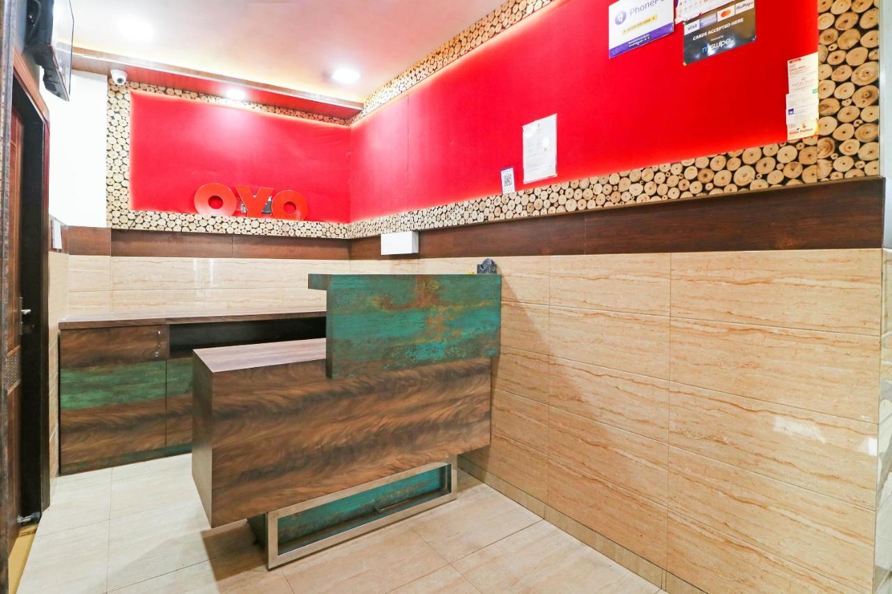 Oyo 48489 Adarsh Plaza Hotel Saharanpur Exterior foto