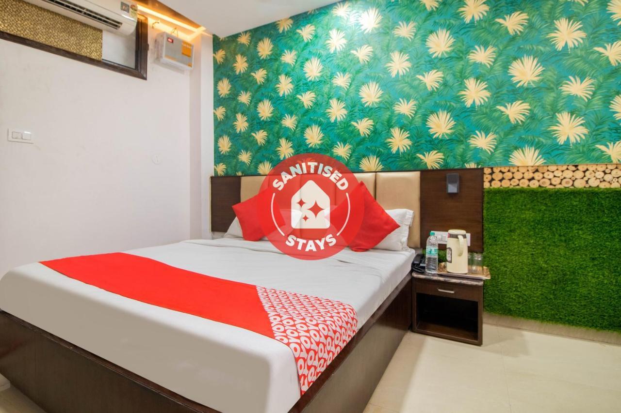 Oyo 48489 Adarsh Plaza Hotel Saharanpur Exterior foto